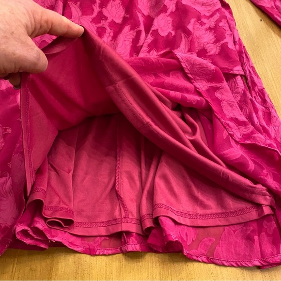 Band of the Free Women’s Pink Short Party Dress Long Sleeve Open Back New Large - Picture 15 of 16